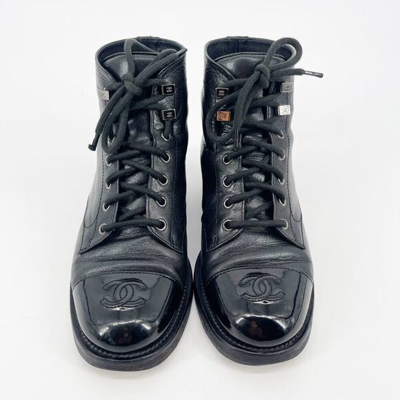 Chanel 2020 Interlocking CC Logo Black Glitter Patent Cap Toe Combat Boot EU 37 - Picture 5 of 16